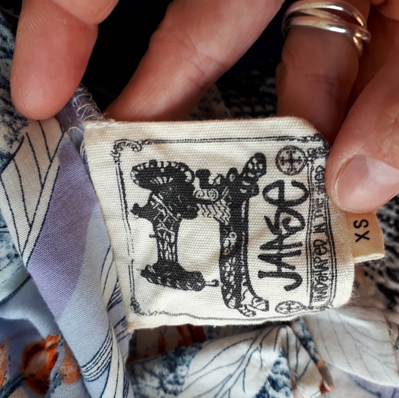 XS jaase top and skirt set - Picture 7 of 10